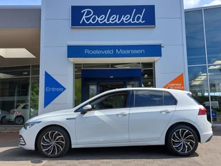 Volkswagen Golf 1.5 TSI 131pk 1st Edition | Origineel NL | Navi | Apple Carplay+Android Auto | Clima | Adap.Cruise | Led Koplampen | Stoel+Stuurwielverwarming | Rijstrook+Licht+Regensensor | Privacy Glass - afbeelding nr 4