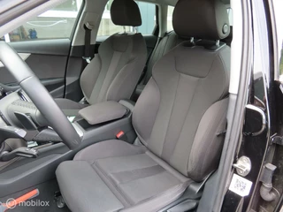 Audi A4 Audi A4 Avant 35 TFSI Launch Ed Sport Automaat/Virtual Cockpit/Carplay - afbeelding nr 6