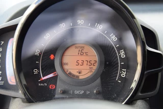Toyota Aygo Toyota Aygo 1.0 VVT-i x-cite | Schuif-kanteldak | Cruise control | Apple carplay | - afbeelding nr 14