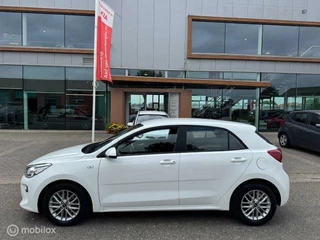 Kia Rio Kia Rio 1.0 T 100pk  DynamicLine Navigatie & Camera achter , Airco,  Electr. Ramen en Spiegels , Bleutooth ,  Apple carplay  & Android auto ,  Centrale deur vergrendeling met afstandsbediening - afbeelding nr 2