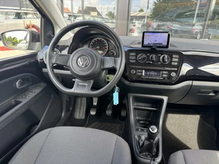 Volkswagen up! Volkswagen Up! 1.0 move up! BlueMotion | Navi | Airco - afbeelding nr 3