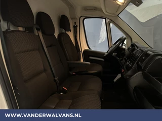Peugeot Boxer Peugeot Boxer 2.2 BlueHDi 140pk L2H2 Euro6 Airco | Camera | Navigatie | 2500kg Trekhaak Cruisecontrol, Parkeersensoren, Bijrijdersbank - afbeelding nr 9