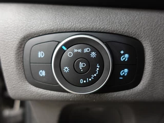 Ford Transit Custom Ford Transit Custom 130pk Automaat L1H1 Trend Trekhaak Navigatie Camera Airco Cruise control Sport - afbeelding nr 19