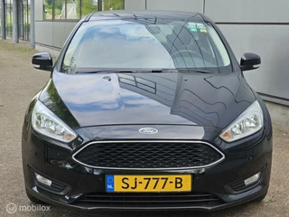 Ford Focus Ford Focus 1.0 Navi |Airco |Cruise |Stuurbed |Lmv |Boekjes - afbeelding nr 2