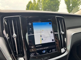 Volvo V60 Volvo V60 Cross Country 2.0 T5 AWD Pro | Schuif-/kanteldak | Memorystoelen | Stoelverwarming | Park. Camera - afbeelding nr 20