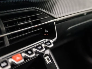 Peugeot 2008 Peugeot 2008 1.2 PureTech Sport (APPLE CARPLAY, GROOT NAVI, 360 CAMERA, STOELVERWARMING, LANE ASSIST, SPORTSTOELEN, LED KOPLAMPEN, CRUISE, NIEUWE APK, NIEUWSTAAT) - afbeelding nr 10