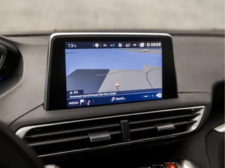 Peugeot 5008 (APPLE CARPLAY, GROOT NAVI, PARKEERSENSOREN, LANE ASSIST, SPORTSTOELEN, TREKHAAK, CRUISE, DRAADLOZE TELEFOONLADER, NIEUWE APK, NIEUWSTAAT) - afbeelding nr 24