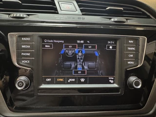 Volkswagen Touran Volkswagen Touran 1.4 TSI Automaat Volledig onderhouden Navi - afbeelding nr 35