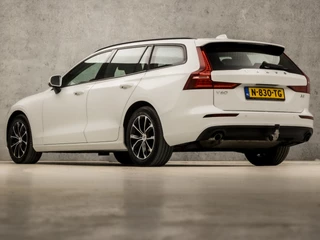 Volvo V60 Volvo V60 2.0 B3 Momentum Advantage 177Pk Automaat (APPLE CARPLAY, GROOT NAVI, ADAPTIVE CRUISE, STUUR/STOELVERWARMING, SPORTSTOELEN, PARKEERSENSOREN, NIEUWE APK, NIEUWSTAAT) - afbeelding nr 3