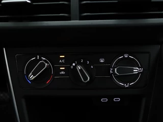 Volkswagen Taigo Volkswagen Taigo 1.0 TSI Life | Trekhaak | Adaptive cruise control | Navigatie - afbeelding nr 38