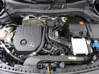 Mercedes-Benz B-Klasse Mercedes-Benz B-Klasse 180 AMG // Panoramadak // Camera // Augemented Reality // Carplay // Elek. Achterklep // Night Pakket // Cruise Control - afbeelding nr 9