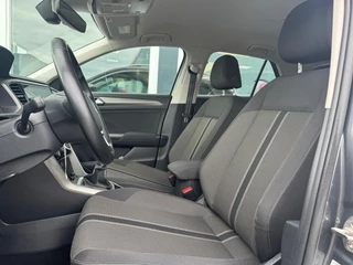 Volkswagen T-Roc Volkswagen T-Roc 1.0 TSI Style | Adaptive Cruise Control | Climate Control | Navi | PDC | Trekhaak | Apple Carplay/Android Auto | - afbeelding nr 10