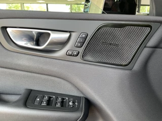 Volvo XC60 Volvo XC60 2.0 T6 Plug-in hybrid 340 pk AWD R-Design Trekhaak Panoramadak Camera Bliss Full Led Koplampen Harman Kardon Audio Stoel+ stuur + voorruitverwarming  1e Eigenaar Pine Grey Metallic - afbeelding nr 29