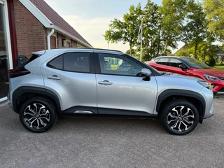 Toyota Yaris Cross Toyota Yaris Cross 1.5 HYBRID 115 FIRST EDTION NIEUW MODEL! - afbeelding nr 2