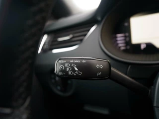 Škoda Octavia Skoda Octavia Combi 1.5 TSI DSG 150pk Sport Business | Panoramadak | Full LED | Carplay | Virtual cockpit - afbeelding nr 23