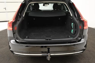 Volvo V90 Volvo V90 2.0 T6 Recharge AWD Inscription | Trekhaak | Leder | Stoel & stuurverwarming | Adaptive cruise | Kinderzitjes | Camera | PHEV - afbeelding nr 14