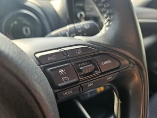 Toyota Yaris Toyota Yaris 1.5 Hybrid Dynamic | Nieuw Model / Dealer OH | Carplay / Cruise - afbeelding nr 26