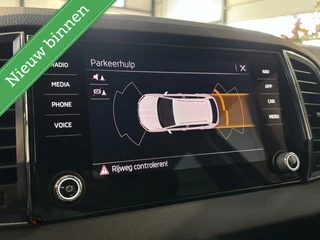 Škoda Karoq Skoda Karoq 1.0 TSI 110 pk handg. Buss. Edition | Navi | Cruise | PDC | CarPlay | Clima | DAB+ | Keyless | Org. NLD. | - afbeelding nr 36