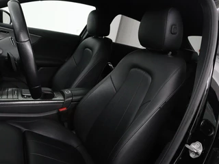 Mercedes-Benz A-Klasse Mercedes-Benz A-klasse 250e Business Solution Luxury | Leder | Stoelverwarming | Trekhaak | Camera | Navigatie | Full LED | Park Assist | Climate control | Widescreen - afbeelding nr 5