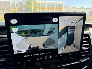 Ford E-Transit Ford E-Transit 350 L2H3 Trend 68 kWh Zuid | 184pk | Pro Power on board | Navigatie | Hoog Dak | Adaptieve Cruise | Digitale binnenspiegel | Keyless entry | Laadruimte bescherming | All season banden | Reservewiel | Perimetrisch alarm - afbeelding nr 14