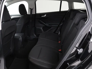 Ford Focus Ford Focus 1.0 EcoBoost Titanium X Business | Automaat |  Stoel & Stuurverwarming | Camera | Trekhaak | Adaptive cruise | LED - afbeelding nr 6