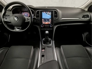 Renault Mégane Estate (APPLE CARPLAY, GROOT NAVI, CAMERA, BOSE AUDIO, LEDER, TREKHAAK, SPORTSTOELEN, KEYLESS, PARKEERSENSOREN, NIEUWE APK, NIEUWSTAAT) - afbeelding nr 6