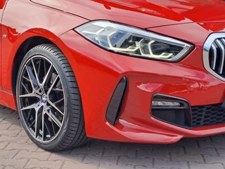 BMW 1 Serie | Navi | Sportinterieur | Stoelverw.| Head-up | Leder | M-Sport - Model 2020 - afbeelding nr 43