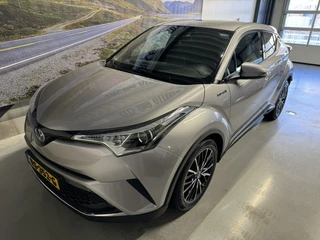 Toyota C-HR Toyota C-HR 1.8 Hybrid Dynamic / Navi /Vol /Orig. NL - afbeelding nr 12