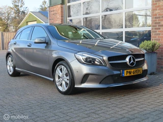 Mercedes-Benz A-Klasse Mercedes A-klasse 180 Prestige/nav/pdc v-a/zwarte hemel/17