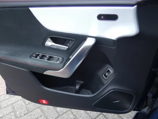Mercedes-Benz CLA Mercedes-Benz CLA 200 AMG EDITION,Pano,Led,Burmester,Camera - afbeelding nr 15
