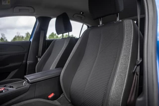 Peugeot 308 Peugeot 308 1.2 PureTech Active Pack Business AIRCO / CRUISE CONTROLE / NEDERLANDSE AUTO - afbeelding nr 27
