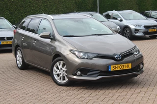Toyota Auris - 31484312-0