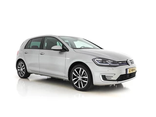 Volkswagen e-Golf - 391483823-0