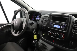 Renault Trafic Renault Trafic 1.6 dCi EURO 6 - Airco - Cruise - PDC - Trekhaak - € 10.900,- Excl. - afbeelding nr 5