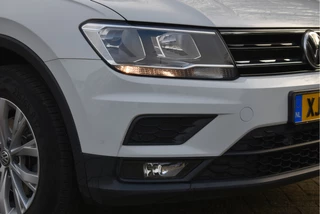 Volkswagen Tiguan | NL-Auto | Afn.trekhaak | Carplay | DAB | Adapt.Cruise Contr | LM-Velgen | NAP - afbeelding nr 31