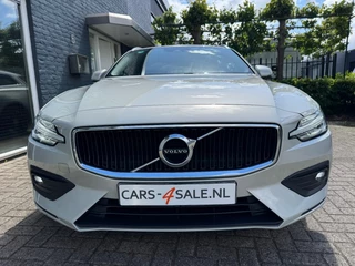 Volvo V60 Volvo V60 2.0 D3 Autom. Momentum Pro + Camera + Key less + Stuurverw.-2021 - afbeelding nr 2