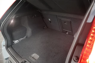 Volvo XC40 Volvo XC40 1.5 T5 Plus Dark - afbeelding nr 27