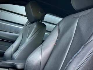 BMW 3 Serie BMW 3 Serie 320i M-PERFORMANCE VIRTUAL|M STOEL|LEDER|20'' M|CARPLAY - afbeelding nr 21