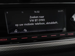 Volkswagen up! Volkswagen Up! 1.0 BMT high up! | Cruise control | Airco |  Bleutooth | LMV 15 inch | Parkeersensoren achter | Radio | LED dagrijverlichting - afbeelding nr 23