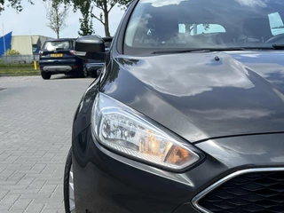Ford Focus Ford Focus Wagon 1.0 Titanium | Stoelverwarming | Cruise control - afbeelding nr 4