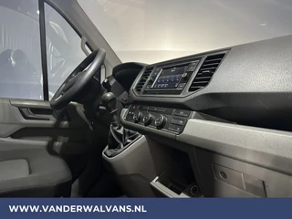 Volkswagen Crafter Volkswagen Crafter 2.0 TDI L3H2 L2H1 Euro6 Airco | Camera | Apple Carplay | Android Auto | Parkeersensoren Bijrijdersbank - afbeelding nr 15
