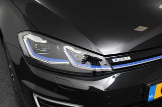 Volkswagen e-Golf Volkswagen e-Golf | Navigatie | Climate control | Virtuel Cockpit | Camera | Keyless | Bluetooth | Cruise Control | Lichtmetalen Velgen | - afbeelding nr 28