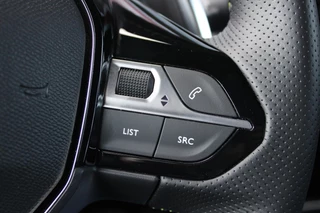 Peugeot 2008 Peugeot 2008 1.2 130PK AUTOMAAT GT PACK | NAVIGATIE | FULL LED KOPLAMPEN | DRAADLOZE APPLE CARPLAY/ANDROID AUTO | ADAPTIVE CRUISE CONTROL | CAMERA VOOR + ACHTER | CLIMATE CONTROL | LICHTMETALEN VELGEN 17