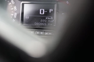 Citroën C3 Aircross Citroën C3 Aircross 130PK Shine AUTOMAAT CARPLAY | NAVI | PARK.SENS | CRUISE | CLIMA - afbeelding nr 5
