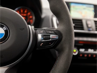 BMW 1 Serie Automaat (NAVIGATIE, CLIMATE, M SPORT STUUR, GETINT GLAS, SPORTSTOELEN, PARKEERSENSOREN, CRUISE, LED KOPLAMPEN, TREKHAAK, NIEUWE APK, NIEUWSTAAT) - afbeelding nr 18