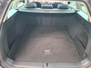 Volkswagen Passat Volkswagen Passat Variant 1.6 TDI NLS|Led|Pano|Virtueel Dash - afbeelding nr 32