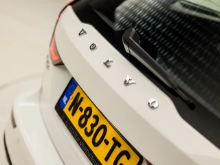 Volvo V60 Volvo V60 2.0 B3 Momentum Advantage 177Pk Automaat (APPLE CARPLAY, GROOT NAVI, ADAPTIVE CRUISE, STUUR/STOELVERWARMING, SPORTSTOELEN, PARKEERSENSOREN, NIEUWE APK, NIEUWSTAAT) - afbeelding nr 33