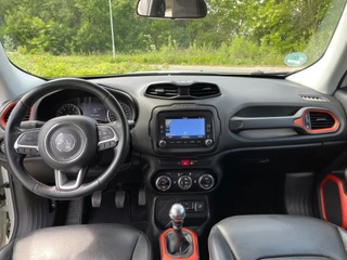 Jeep Renegade Jeep Renegade 1.4 MultiAir Opening Edition Leer Navigatie keyless entry Pdc 18
