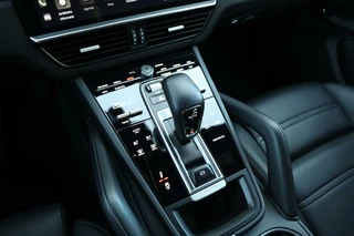 Porsche Cayenne Porsche Cayenne 3.0 E-Hybrid|360 camera|leder|Sportchrono - afbeelding nr 58