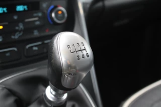 Ford Kuga Ford Kuga 1.5 EcoBoost Vignale | Trekhaak Afneembaar 2000KG | Cruise Control | Navigatie | Climate Control | Lichtmetalen Velgen | - afbeelding nr 29